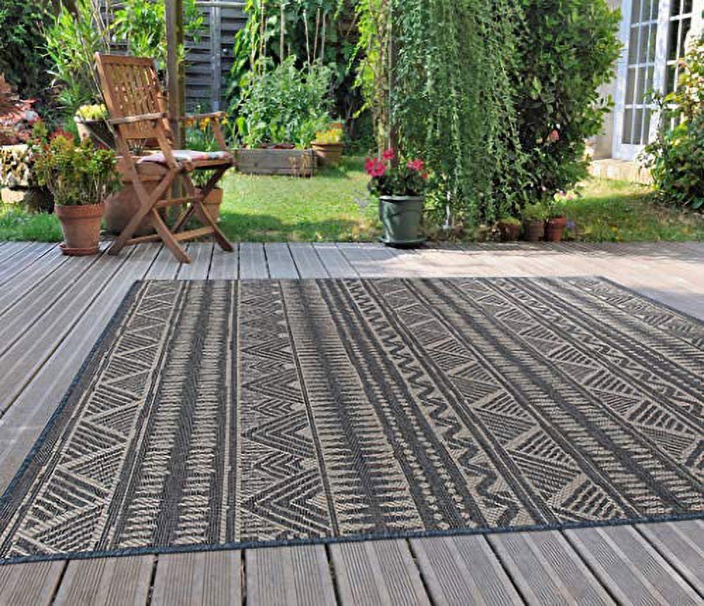 Bohemian Bliss Blue Geometric 5' x 7' Easy-Care Outdoor Rug