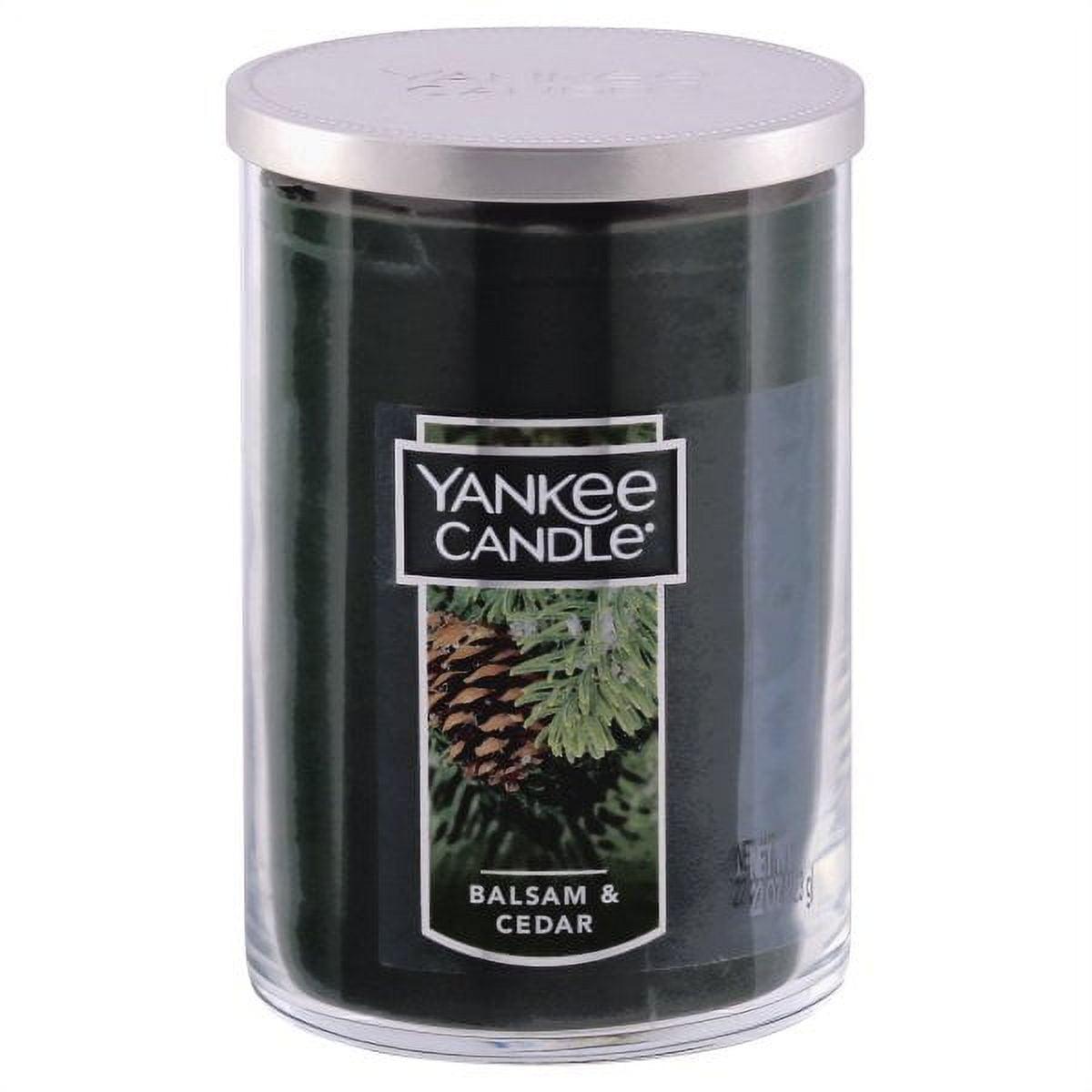 Large Green Soy Tumbler Candle with Balsam and Cedar Scent