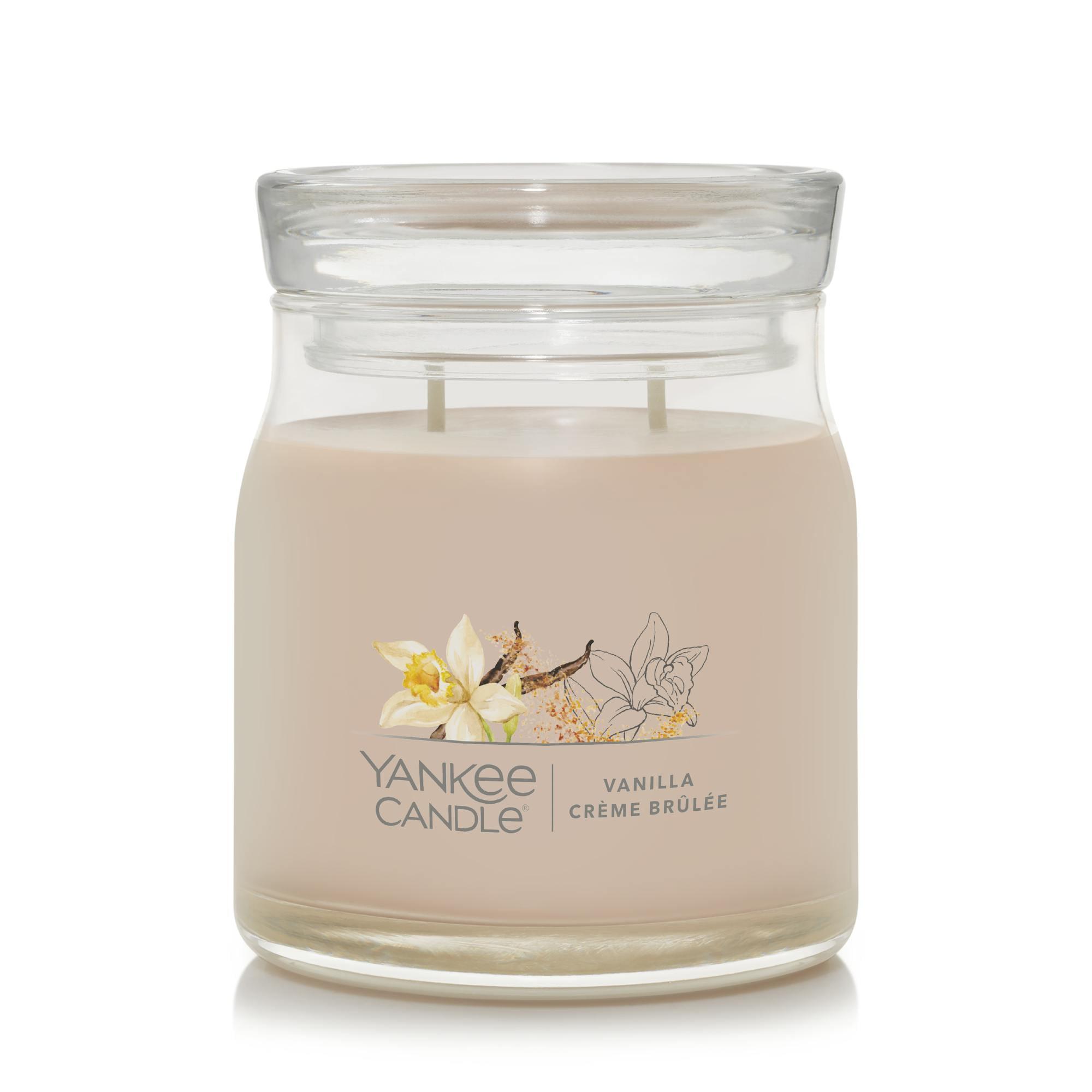 YANKEE CANDLE Signature Vanilla Crème Brulée Scented Candle