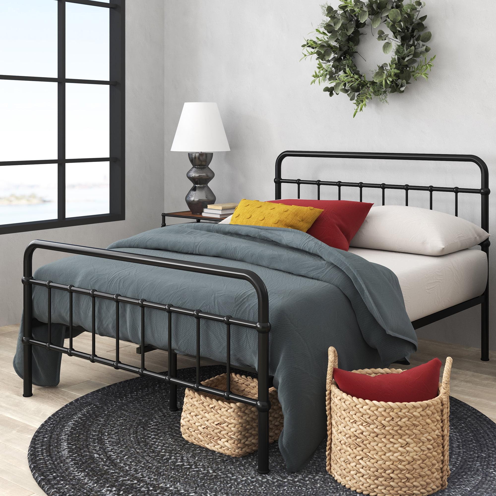 Florence Black Metal Twin Platform Bed Frame with Spindle Headboard