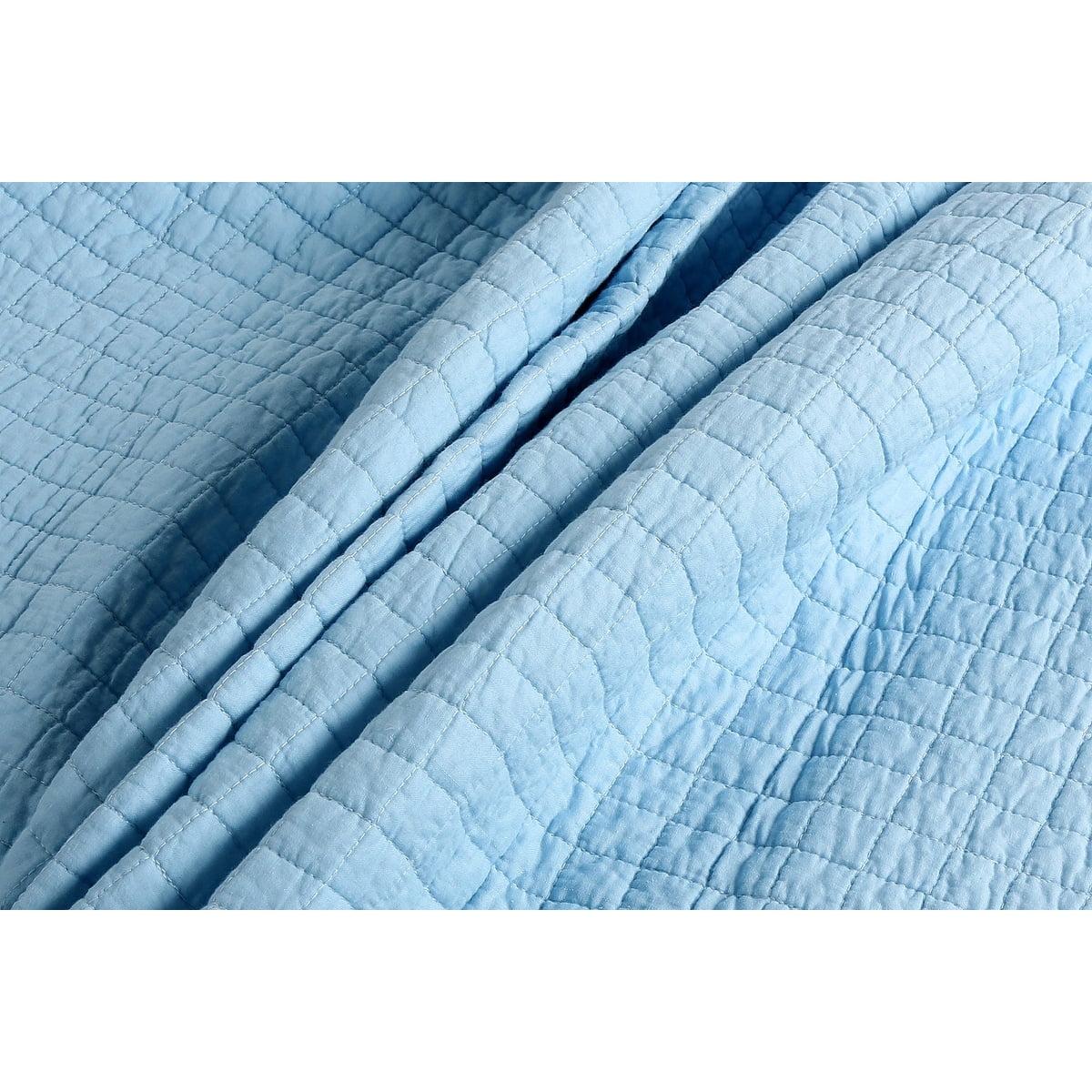 CTthrow Quit Quilted Throw Blanket