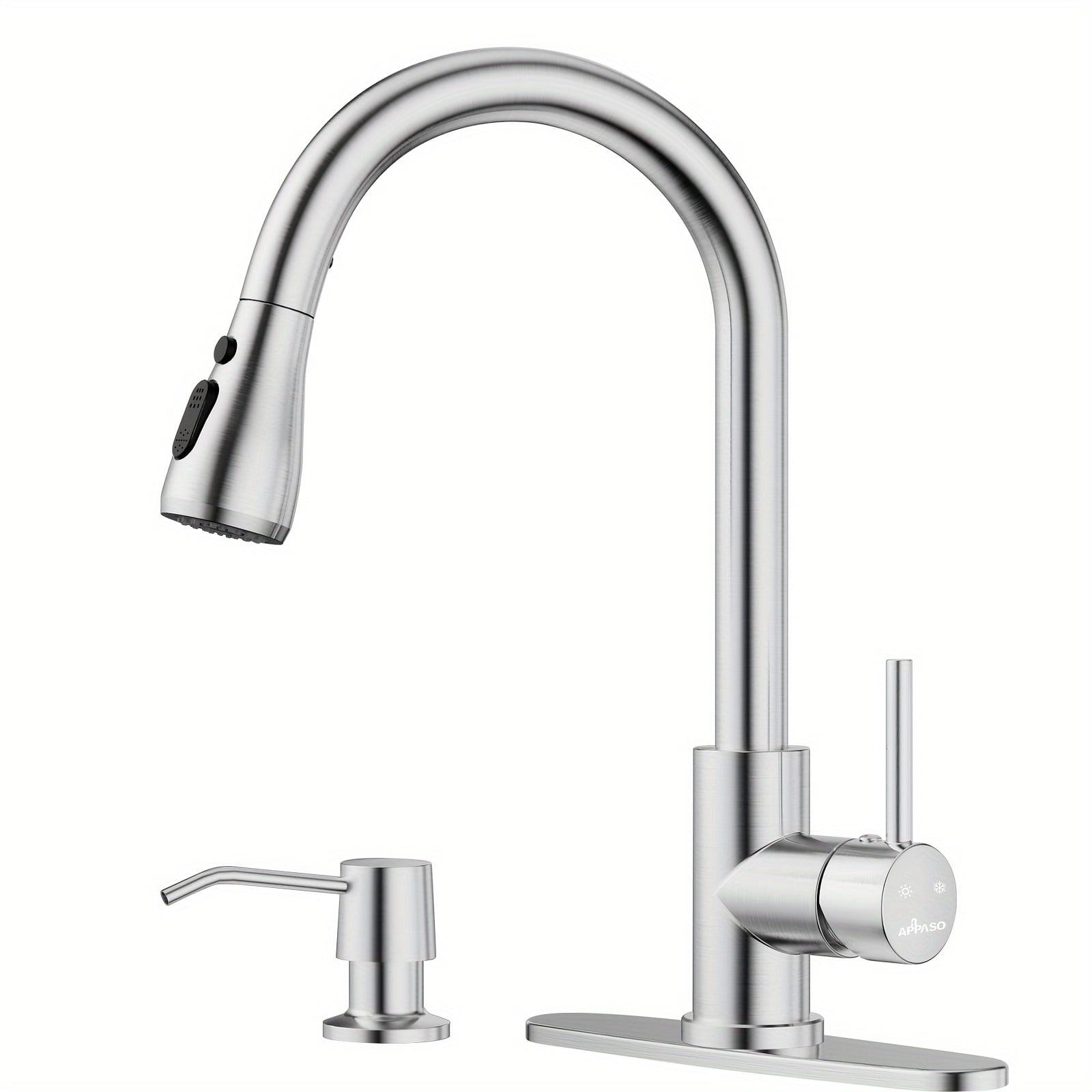 Pull Down Single Handle Kitchen Faucet with Deck Plate and Sprayer