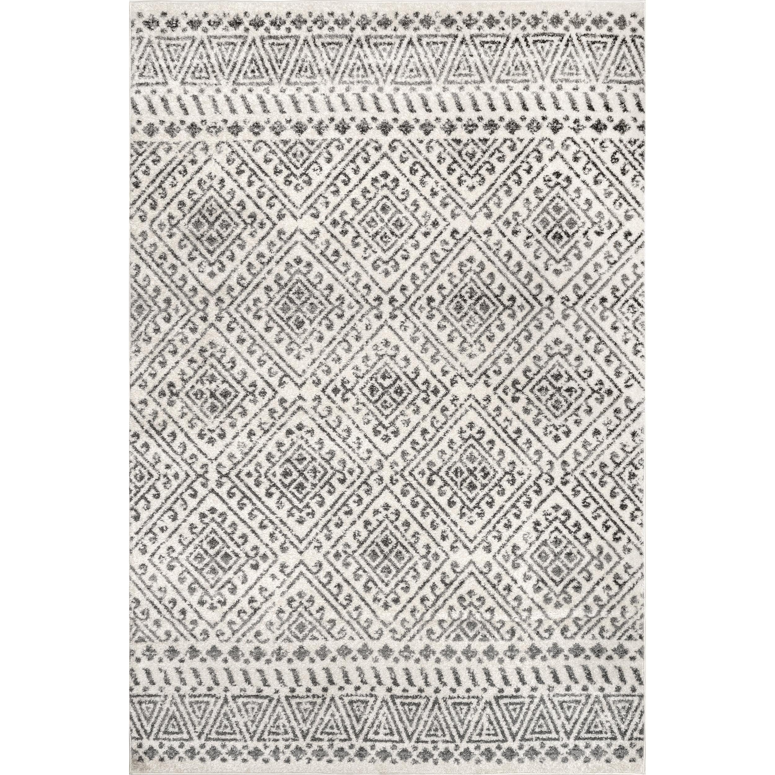 Camila Off-White Diamond Trellis 5' x 8' Synthetic Area Rug