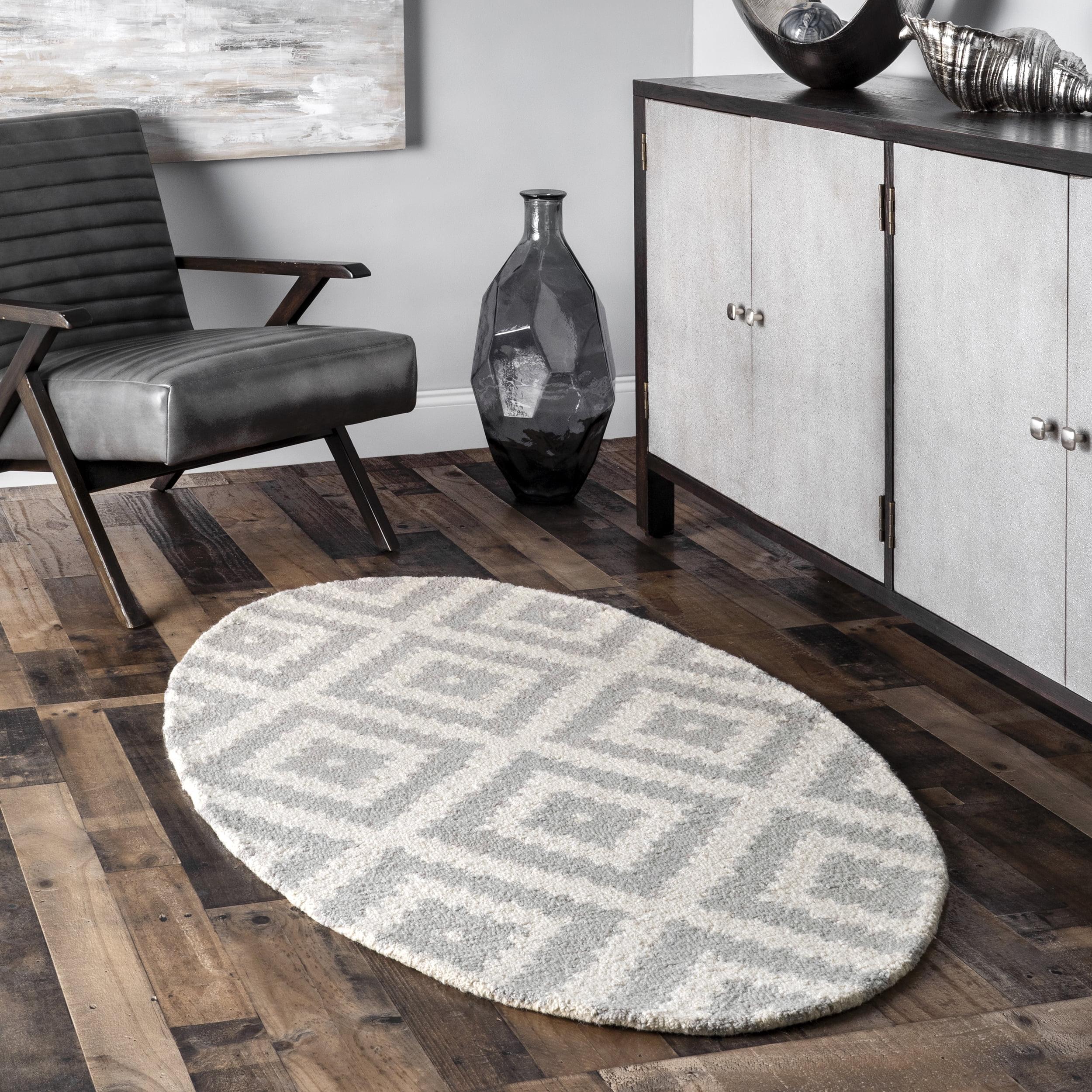 Nuloom Kellee Hand Tufted Geometric Wool Indoor Area Rug, Oval 9' x 12', Light Gray