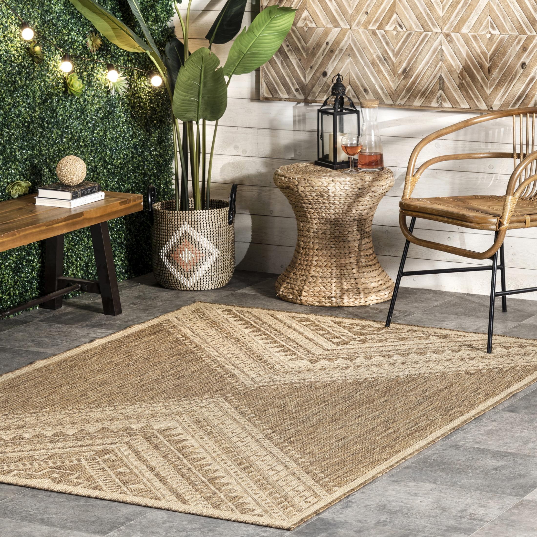 Zac Geometric Indoor/Outdoor Area Rug for Living Room Patio Deck Front Porch Kitchen, Brown/Ivory