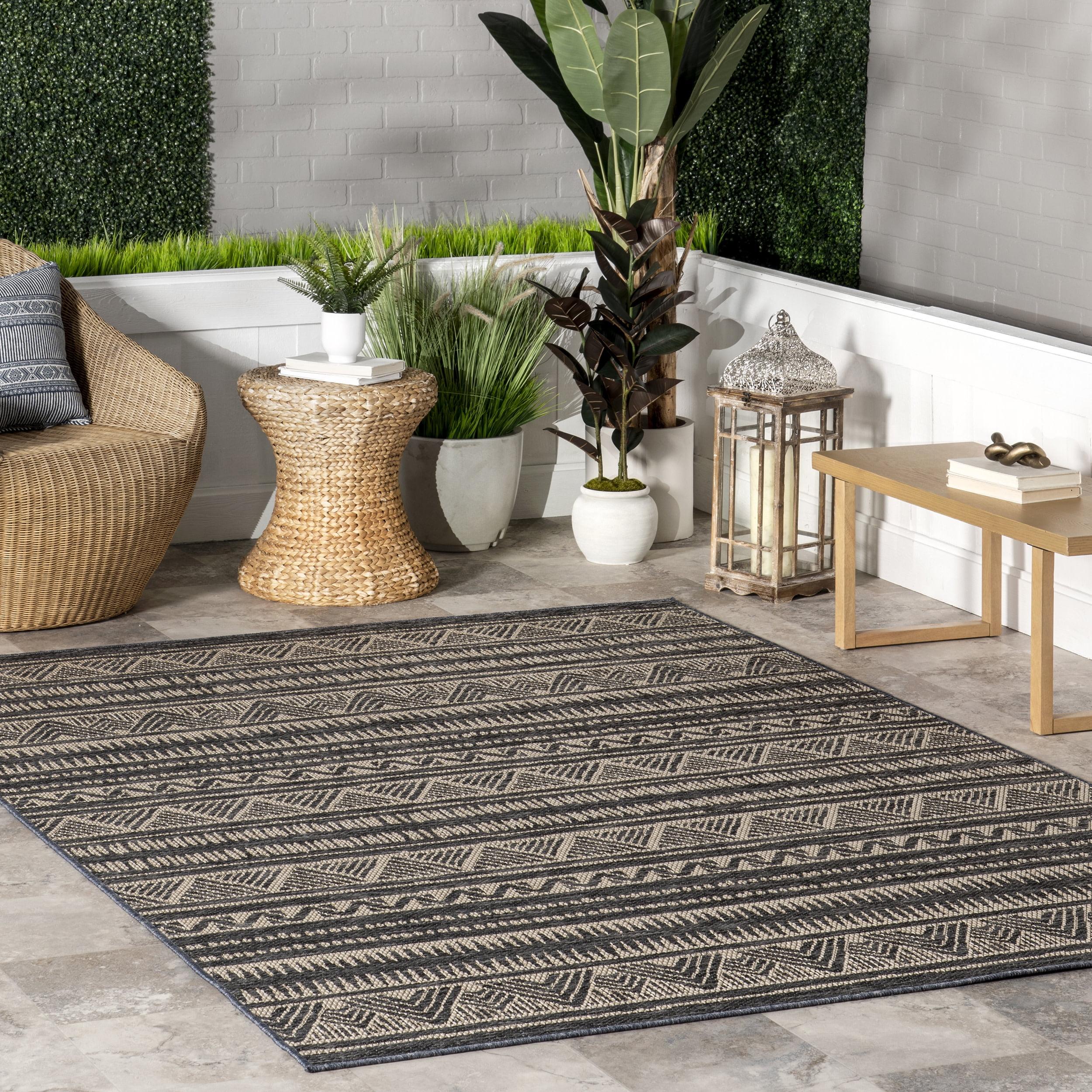 Reversible Gray Stripe Synthetic 8' x 10' Indoor/Outdoor Rug