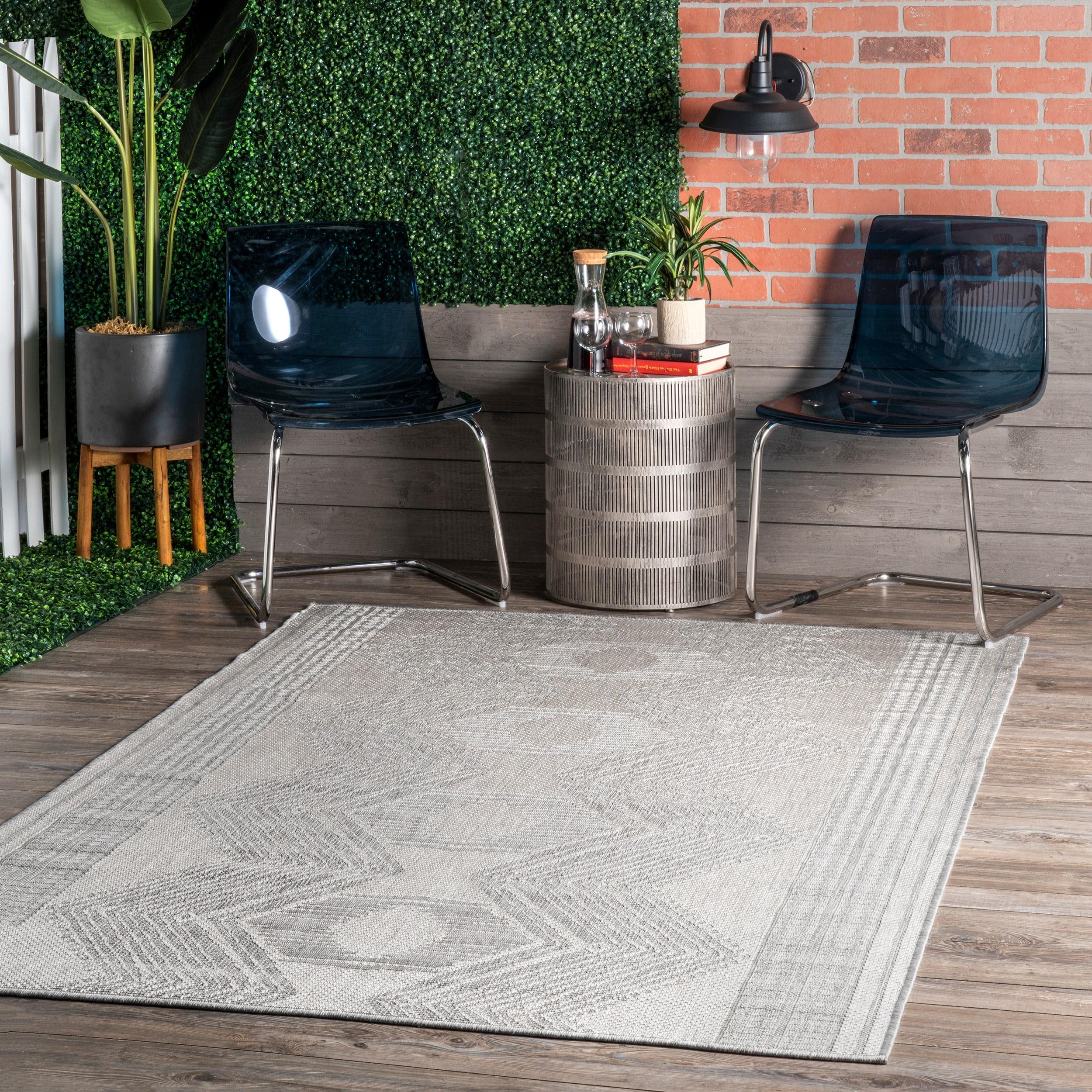 Modern Boho Light Grey Square Synthetic Indoor/Outdoor Rug