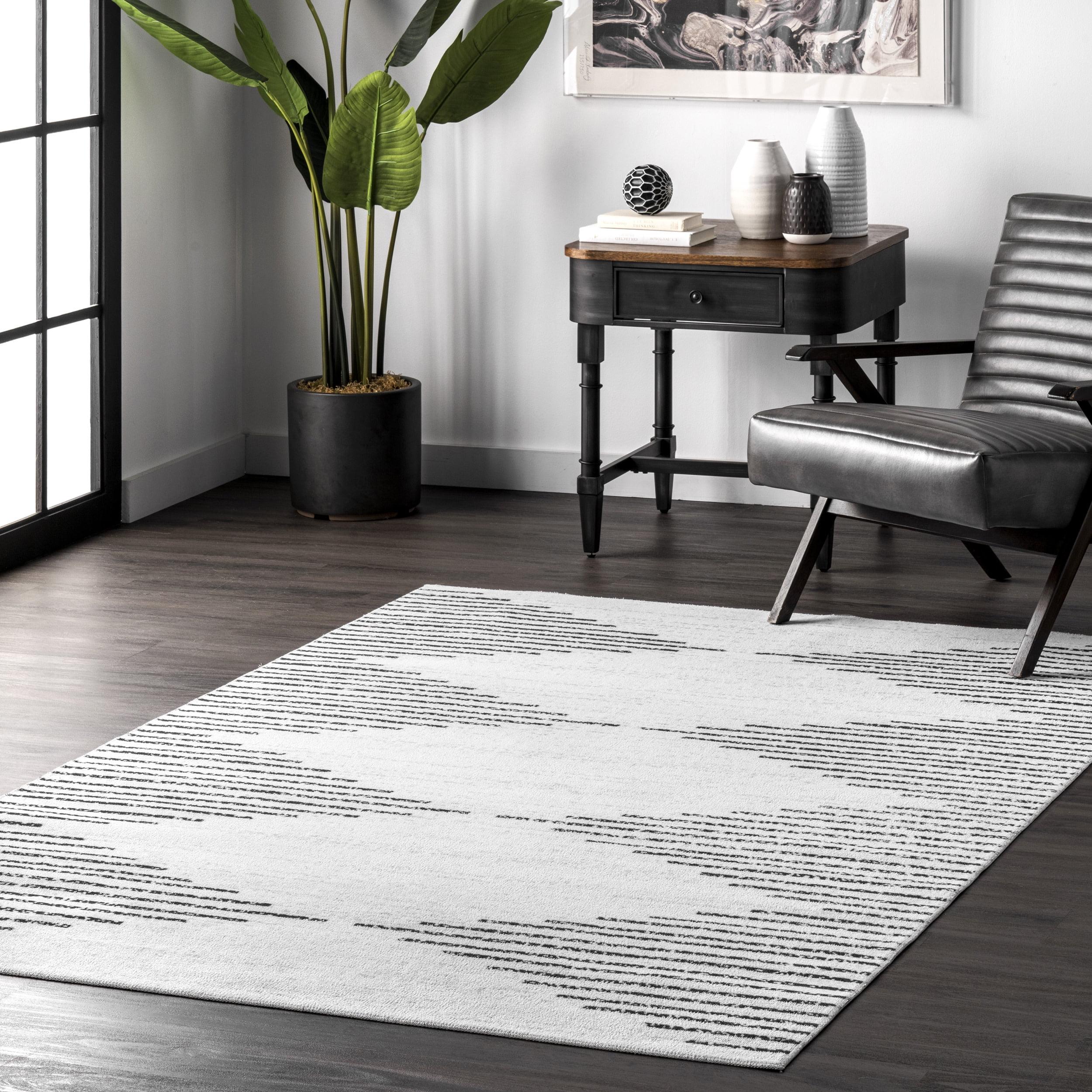 Romina Black and White Diamond Pattern Washable Area Rug