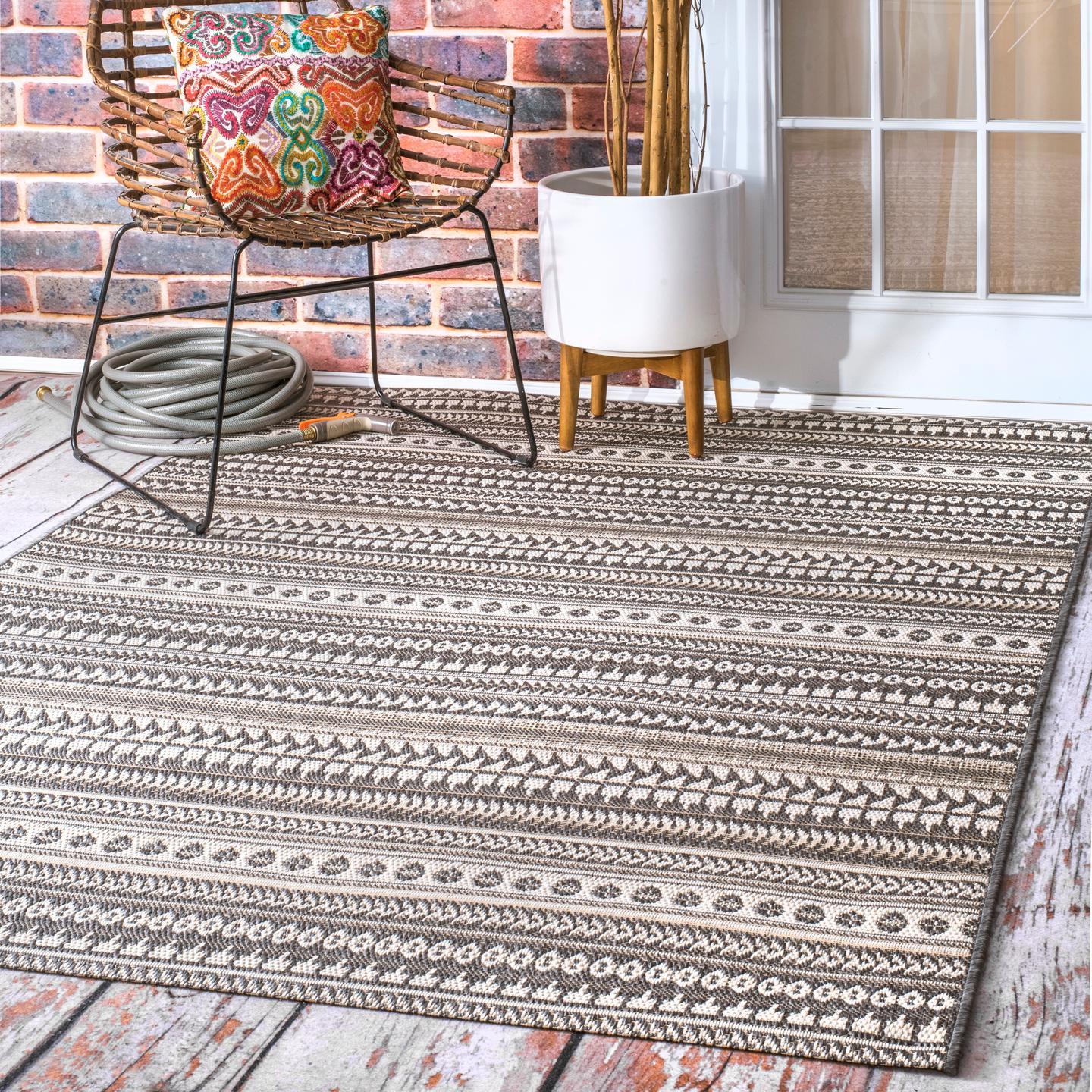 nuLOOM Teofila Outdoor Area Rug