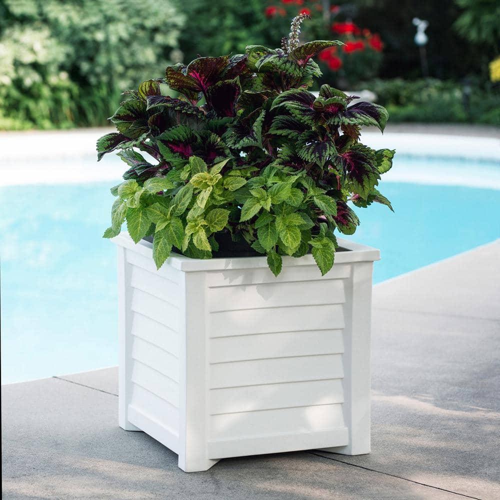 Lakeland Square Resin Planter with Water Reservoir