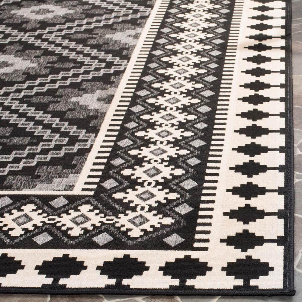 Veranda VER099 Power Loomed Indoor/Outdoor Area Rug - Black/Creme - 8'9"x11'9" - Safavieh.