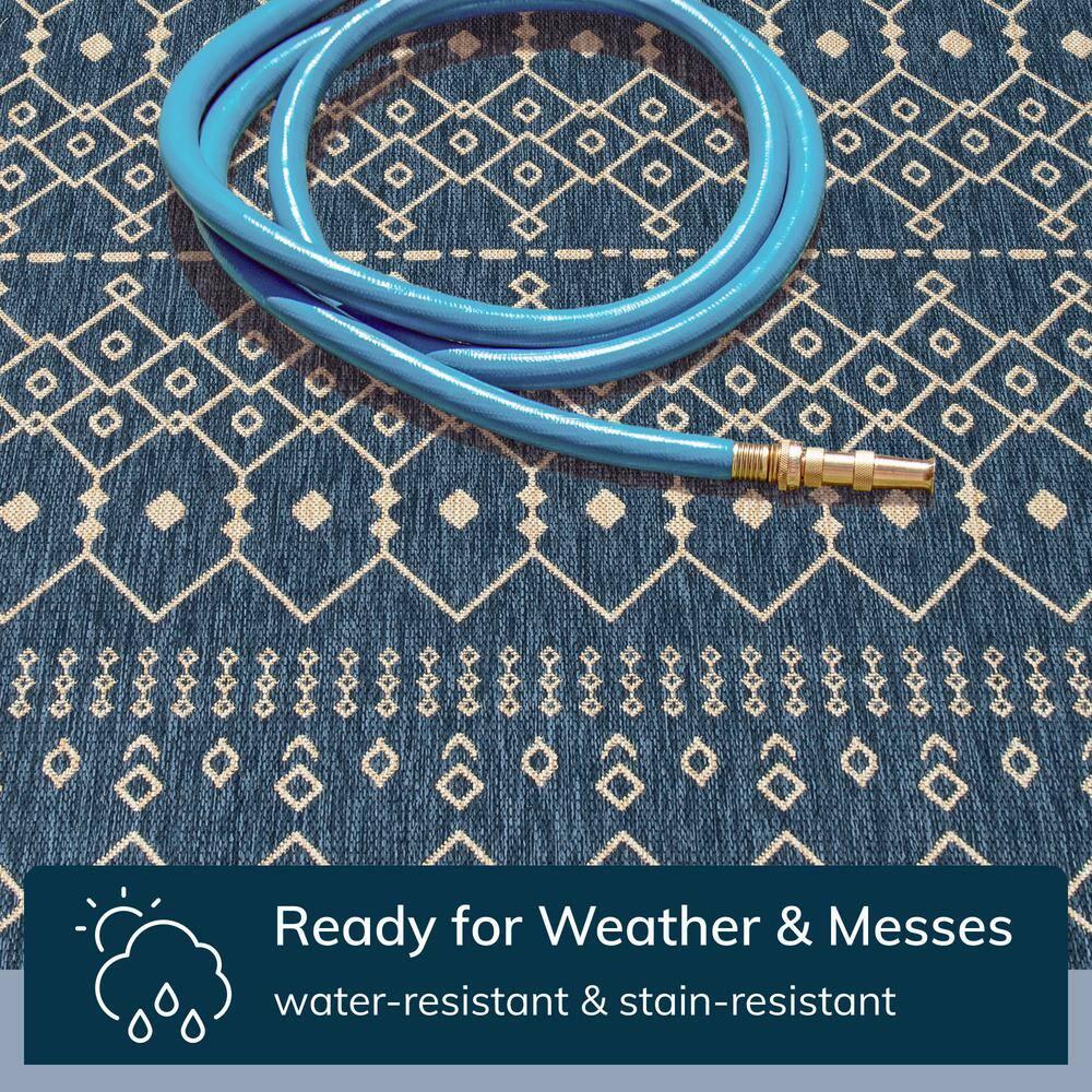 Marshanna Nord Trellis Blue Indoor/Outdoor Flat-Weave Area Rug