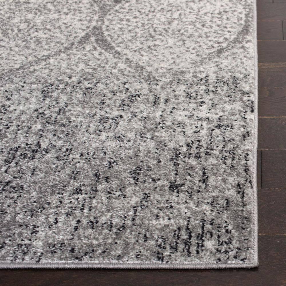 Madison MAD604 Power Loomed Indoor Area Rug - Grey/Ivory - 9'x9' - Safavieh