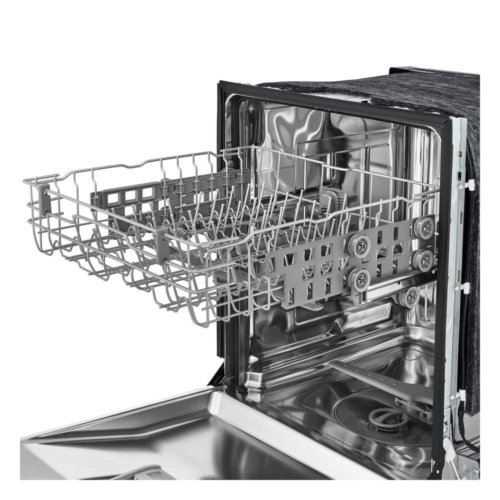 LG Front Control Dishwasher With Lodecibel Operation And Dynamic Dry