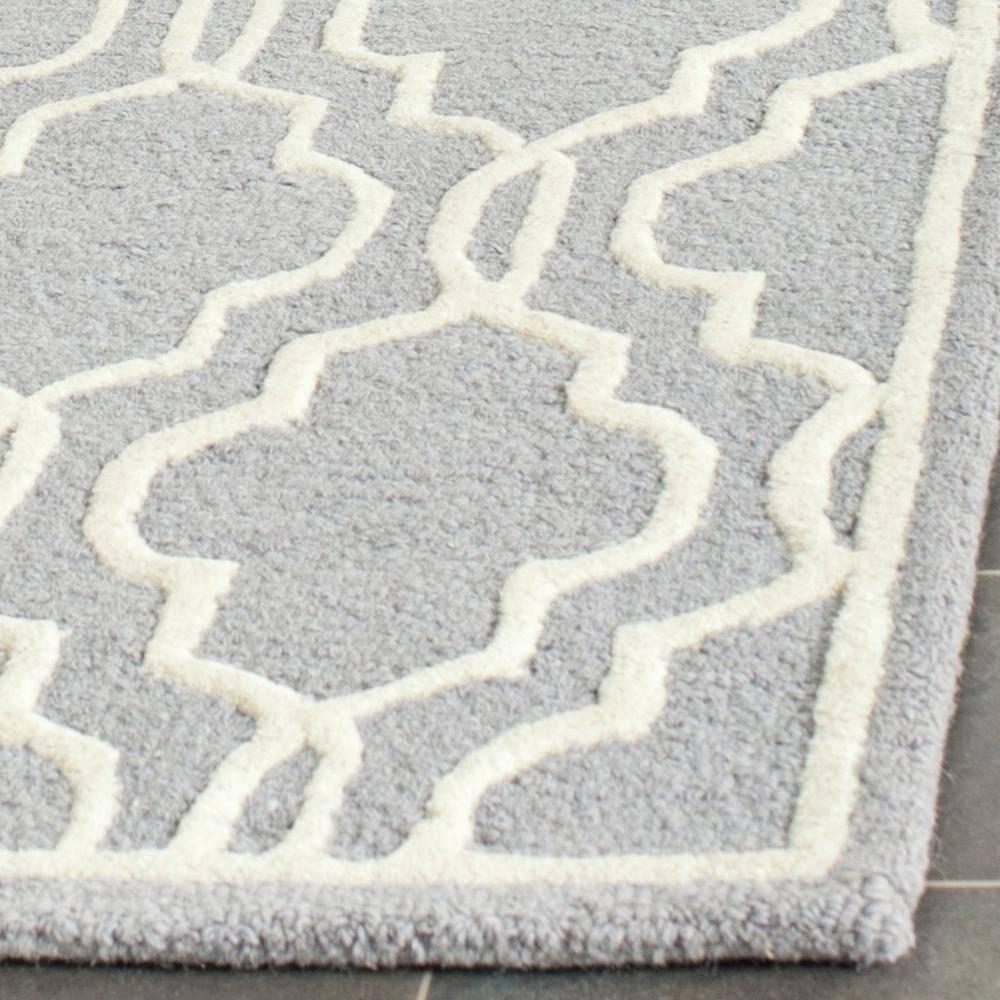 SAFAVIEH Cambridge Kyle Geometric Wool Area Rug, Silver/Ivory, 3' x 5'
