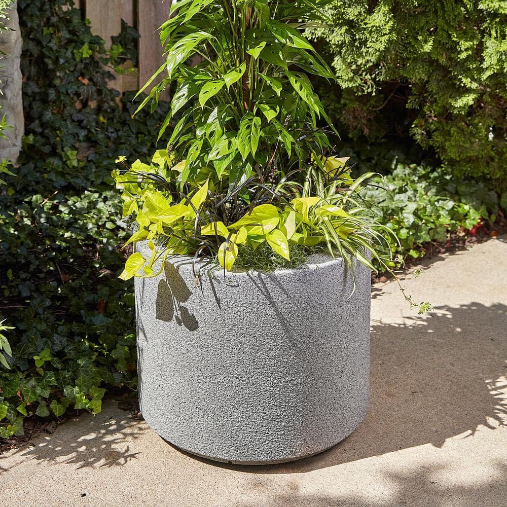 PolyStone Planters Round 19-in H x Brown Mixed/Composite Outdoor Planter