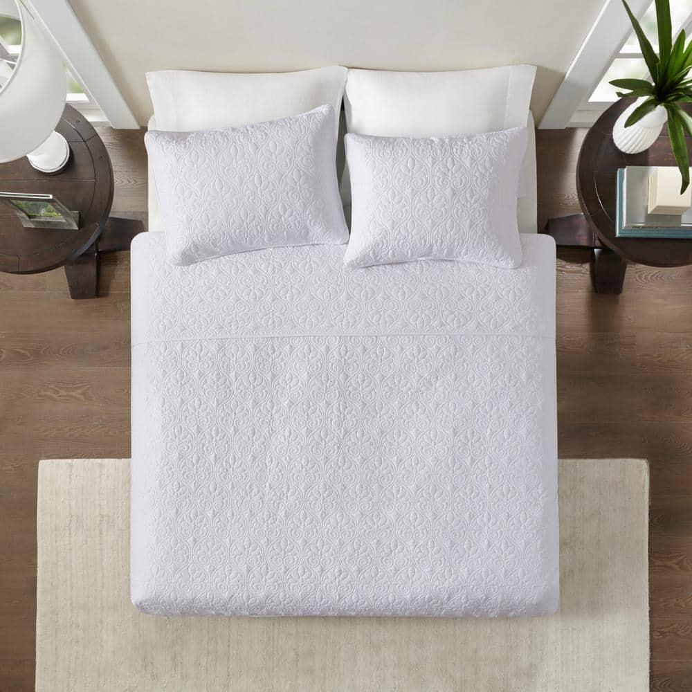 Quebec Reversible Quilt Set