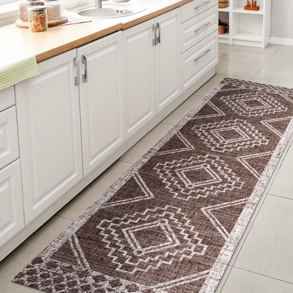 2'x10' Marokko Diamond Medallion Indoor/Outdoor Runner Rug, Brown/Beige - JONATHAN Y