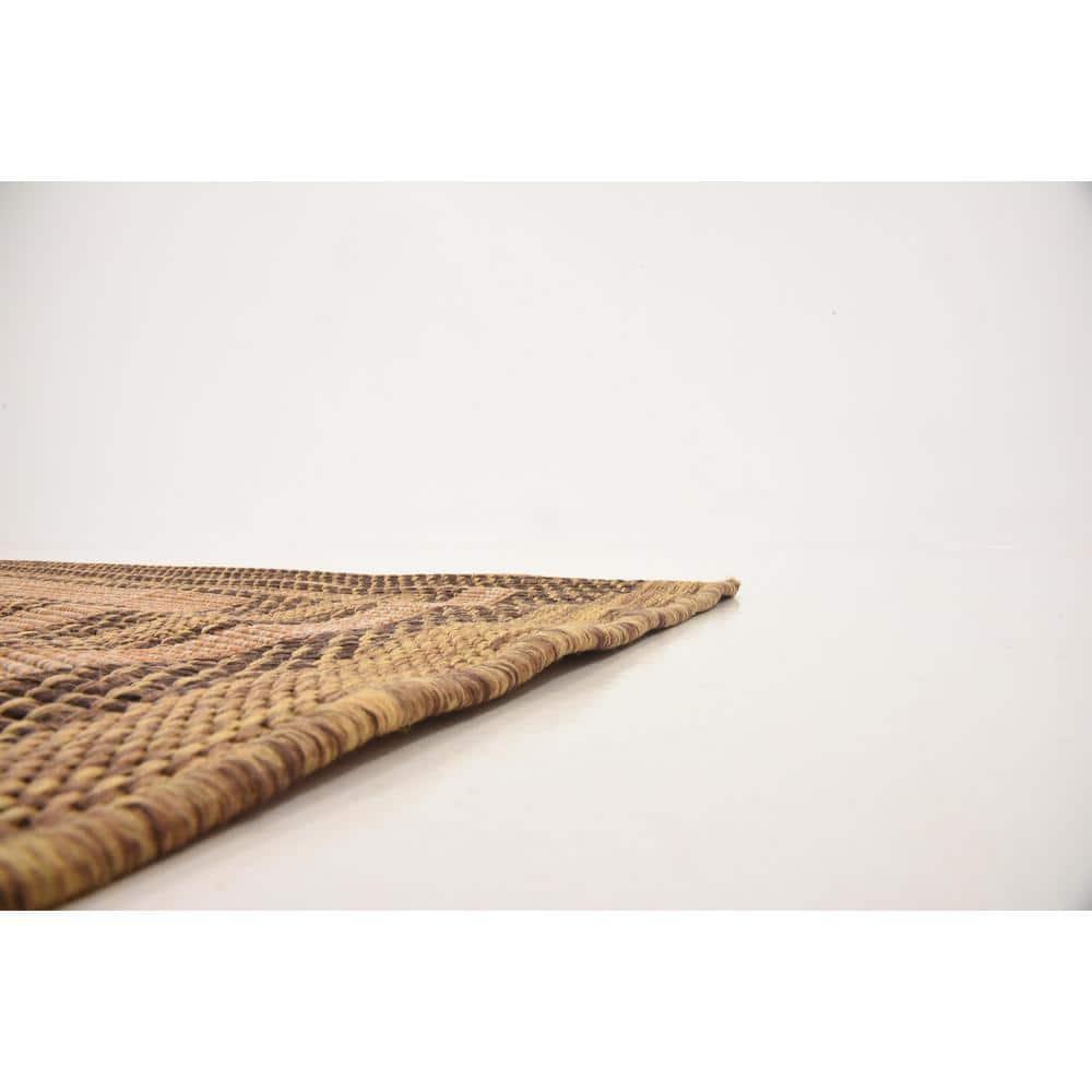 Unique Loom 5' 3 x 8' 0 Light Brown Outdoor Border Multi Border Area Rug