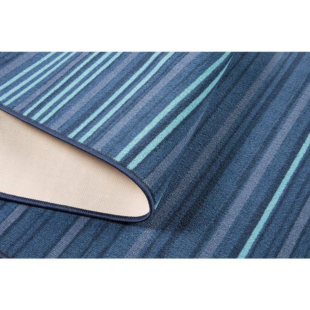 TOWN & COUNTRY BASICS Layne Everwash Non-Slip Backing Area Rug Navy Blue/Blue