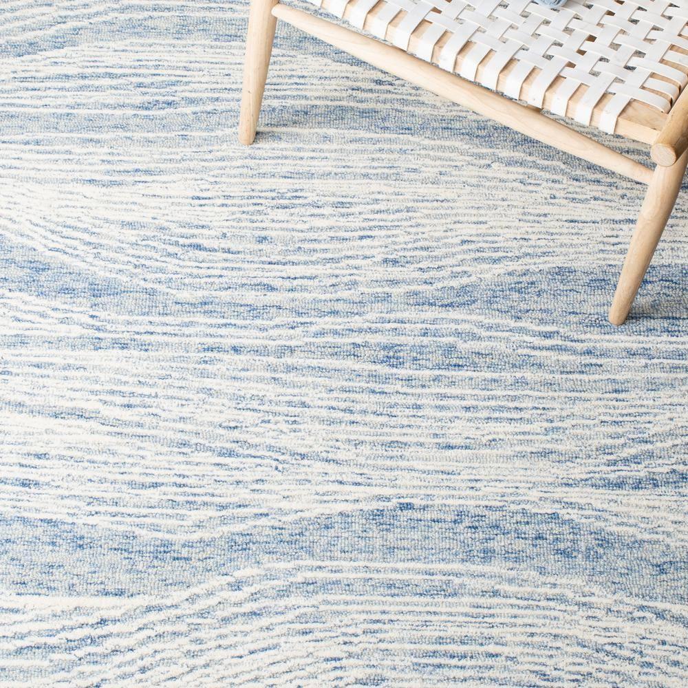 SAFAVIEH Metro Bridget Abstract Area Rug, Blue/Ivory, 4' x 6'