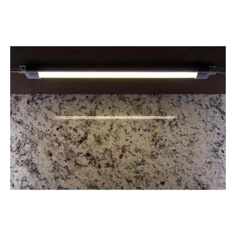 Enbrighten 18-inch Plug-In Linkable LED Under Cabinet Light Fixture