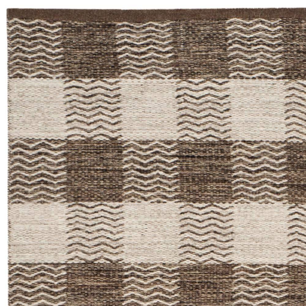 Kilim KLM351 Hand Woven Area Rug - Light Grey/Brown - 5'x8' - Safavieh