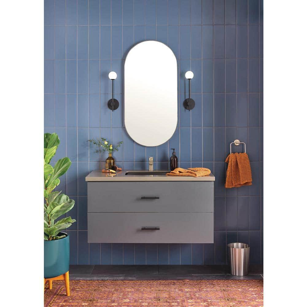 Single-Hole Single-handle Bathroom Faucet with Drain Assembly