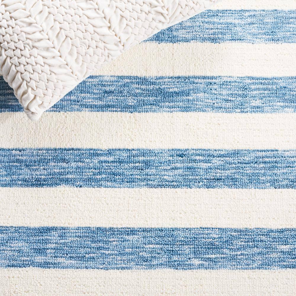 Easy Care ECR115 Power Loomed Machine Washable Indoor Area Rug - Light Blue/Ivory - 6'x9' - Safavieh