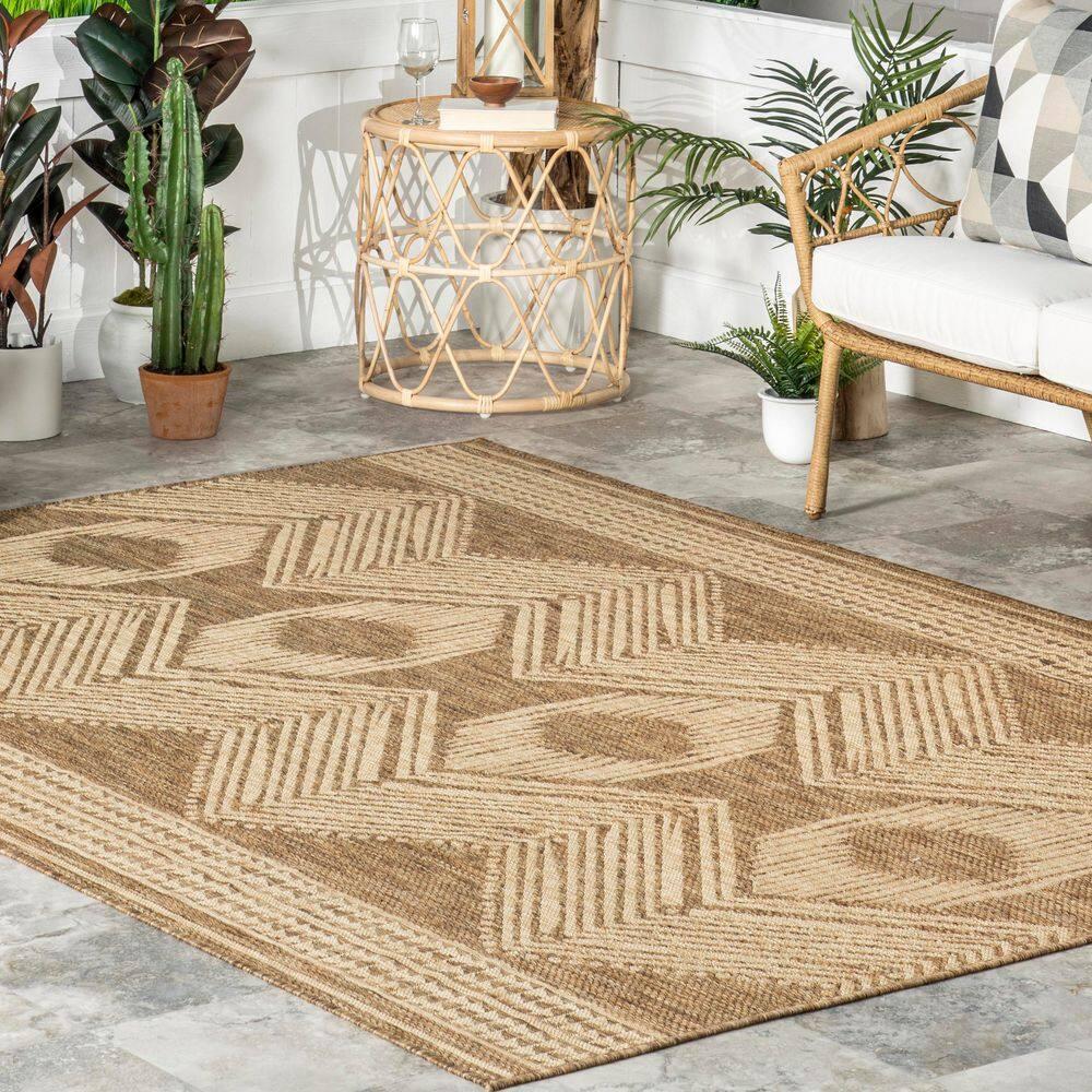 nuLOOM 4' x 6' Outdoor Geometric Area Rug, Stain Resistant, Weather Resistant, High Traffic, Patio, Balcony, Outside, Ranya Light Brown