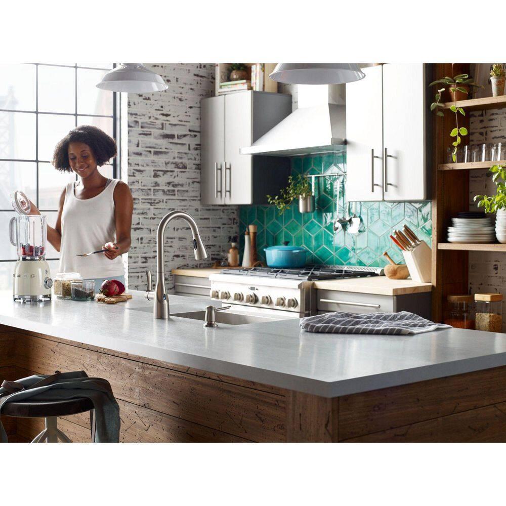Moen Arlo One Handle Stainless Steel Motion Sensing Pull-Down Kitchen Faucet