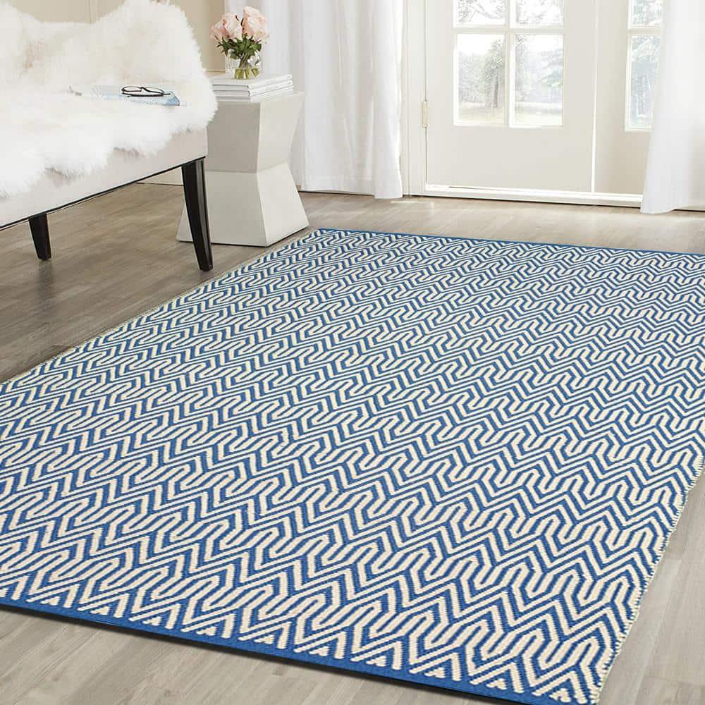 Coastal Blue Handwoven Indoor/Outdoor Rug
