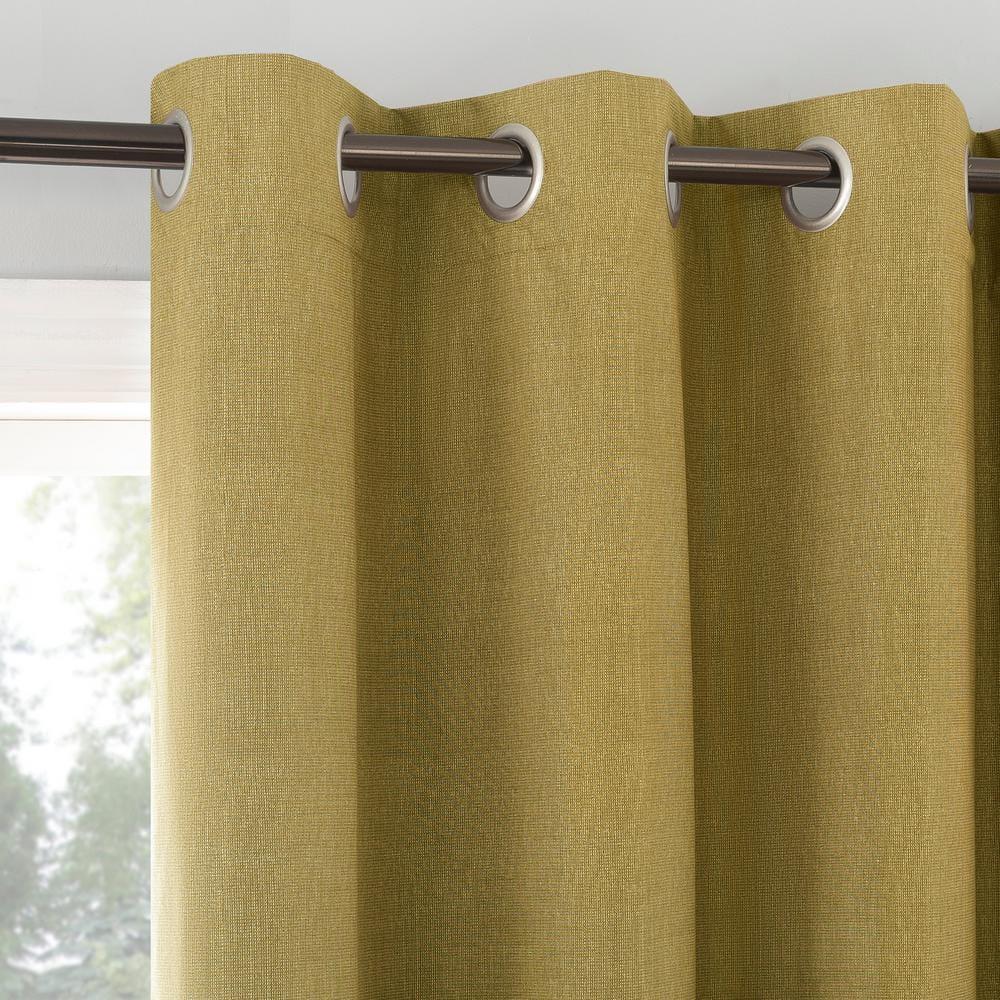 Sun Zero Cameron Thermal Insulated 100% Blackout Grommet Curtain Panel
