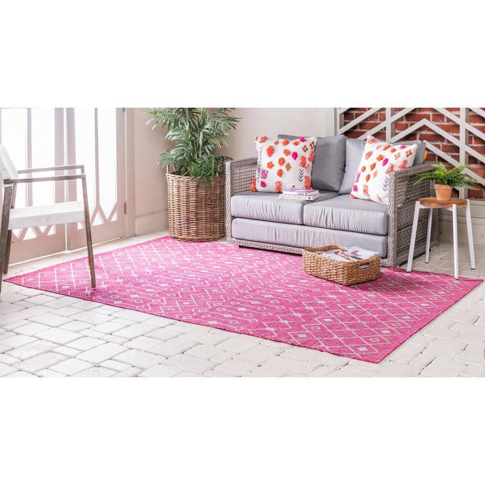 Unique Loom 7' 1 x 10' 0 Rectangle Indoor/Outdoor Trellis Fuschia Area Rug