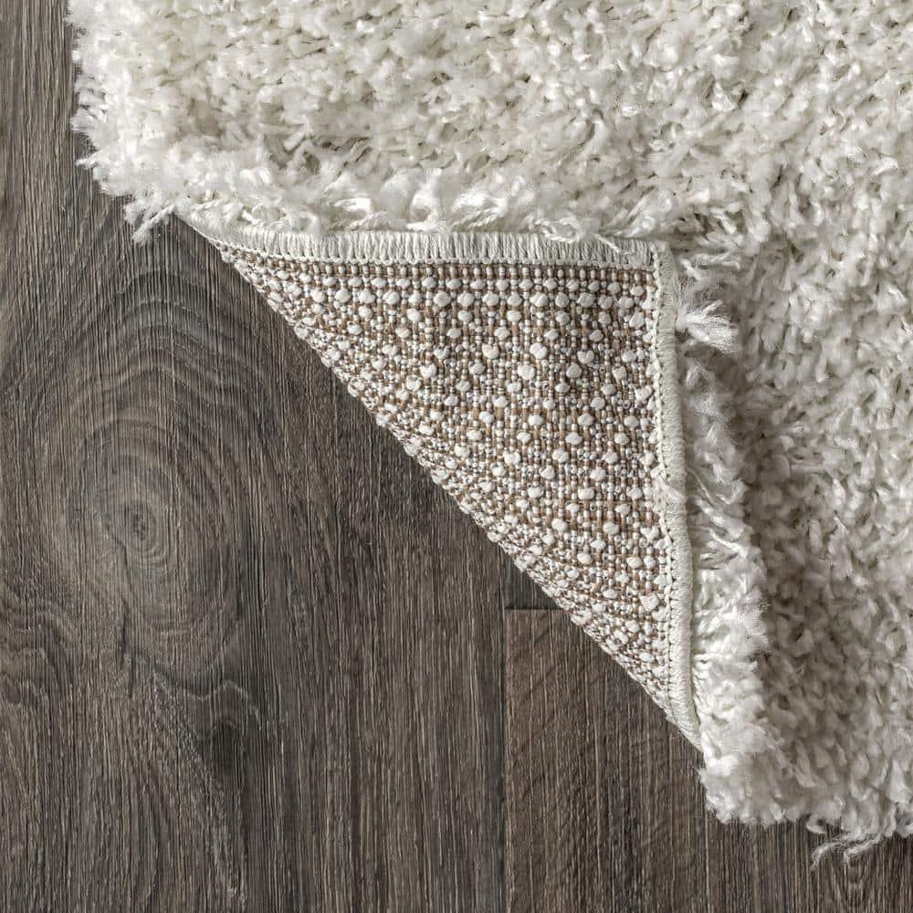 5'x8' Mercer Shag Plush Area Rug, White - JONATHAN Y