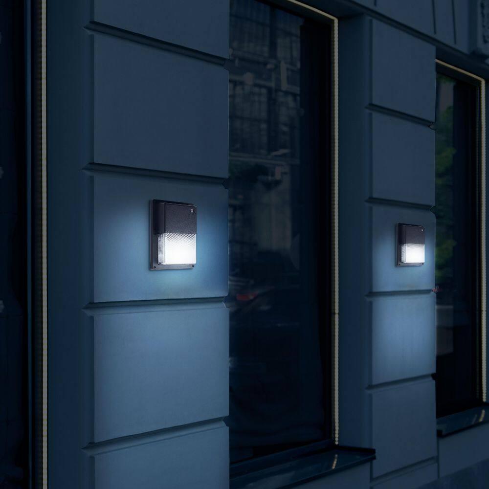 Simply Conserve 100-Watt Equivalent Integrated LED Black Mini Wall Pack Light, 4000K