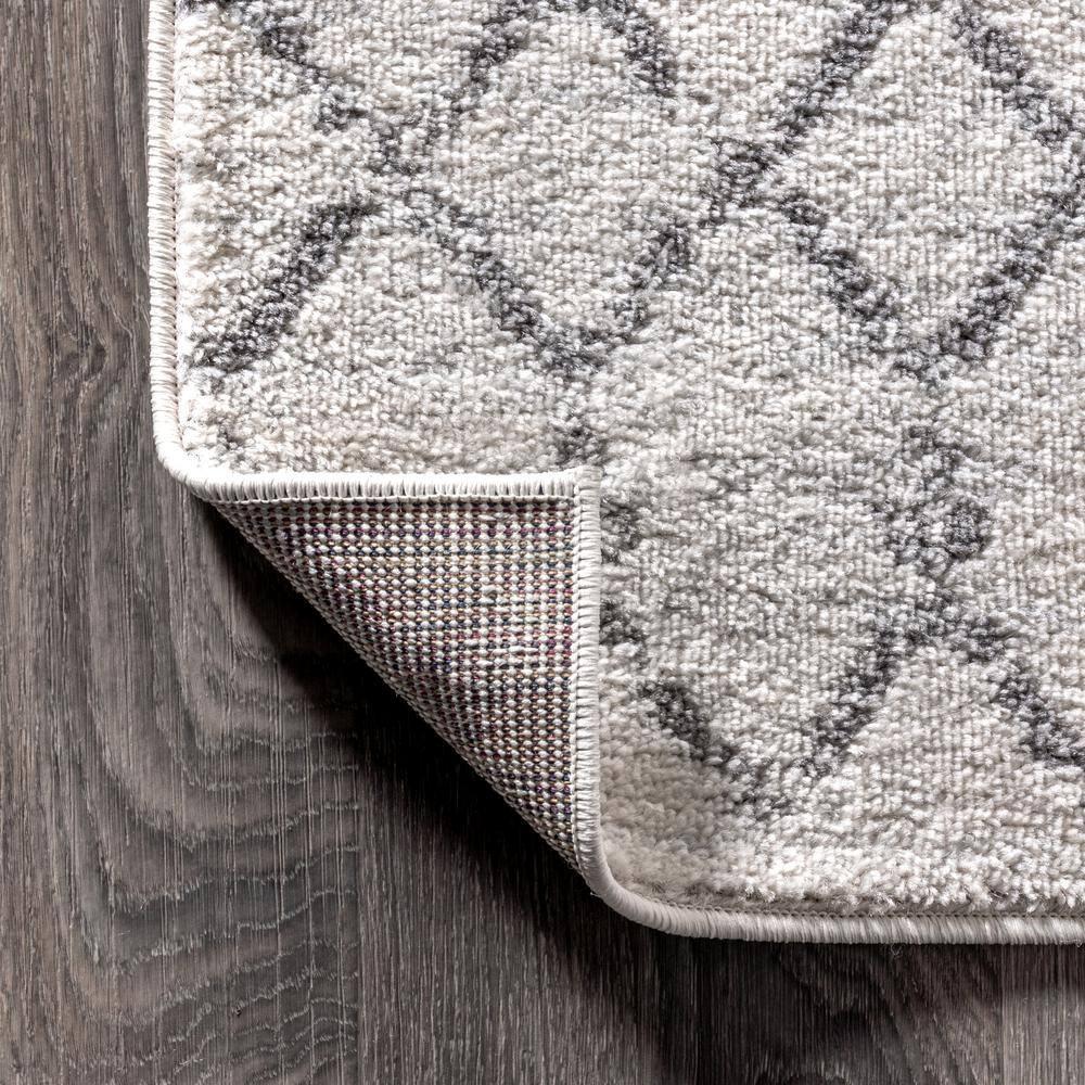 JONATHAN Y Moroccan inspired HYPE Boho Vintage Diamond Cream/Gray 3 ft. x 5 ft. Area Rug