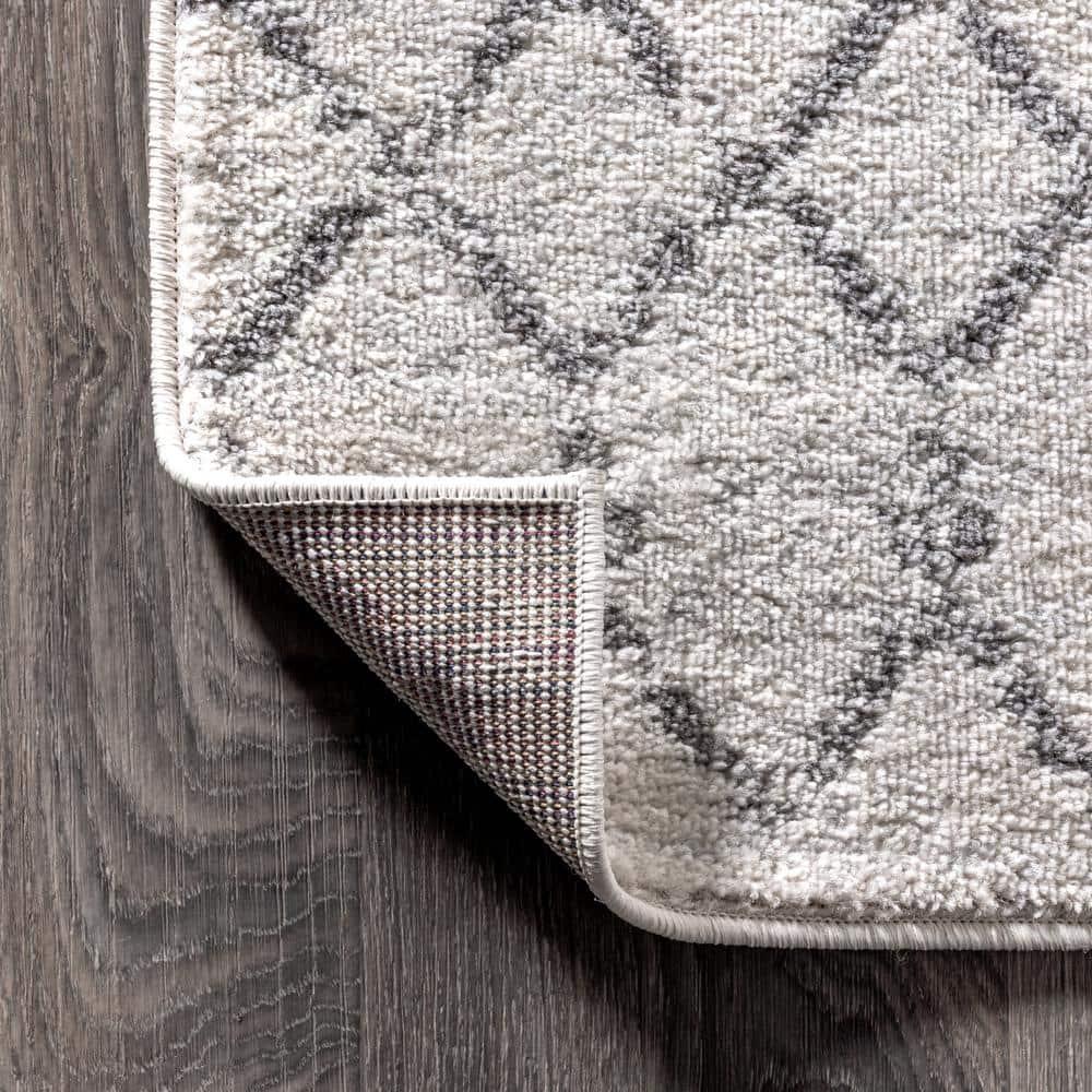 JONATHAN Y Moroccan HYPE Boho Vintage Diamond Cream/Gray 4 ft. x 6 ft. Area Rug