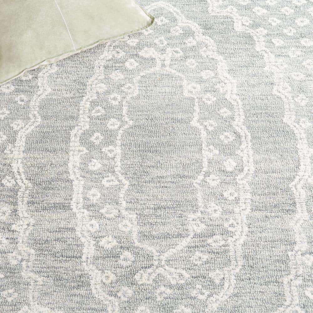 Ebony EBN306 Hand Tufted Indoor Area Rug - Ivory/Grey - 5'x8' - Safavieh
