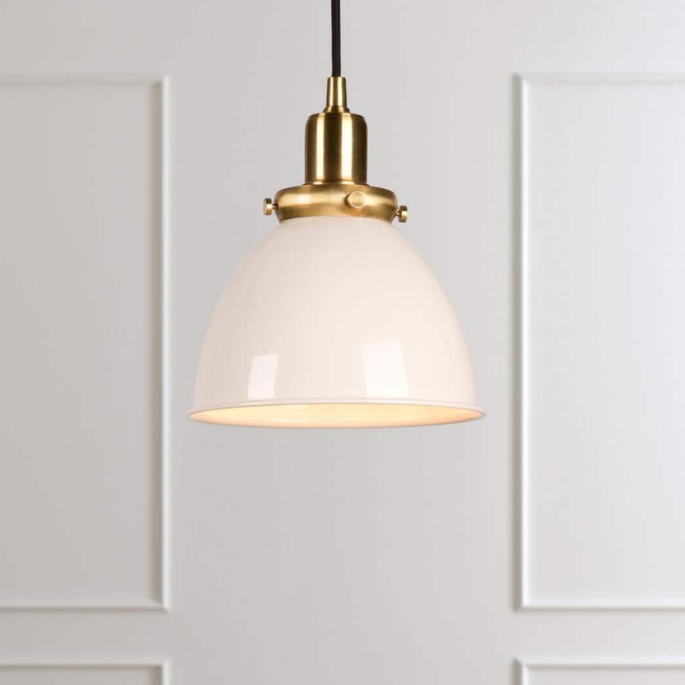Evelyn&Zoe 8" Pearled White/Brass Metal Pendant
