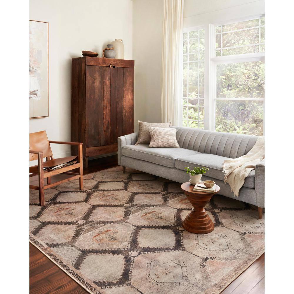 Loloi II Wynter Geometric Traditional Area Rug, Brown, 2'.6" x 7'.6"
