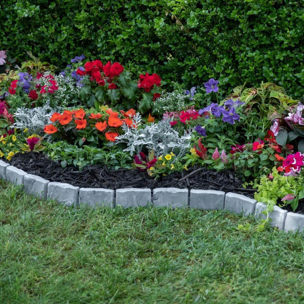 Slate Gray Faux Stone No-Dig Landscape Edging Kit with Anchoring Spikes