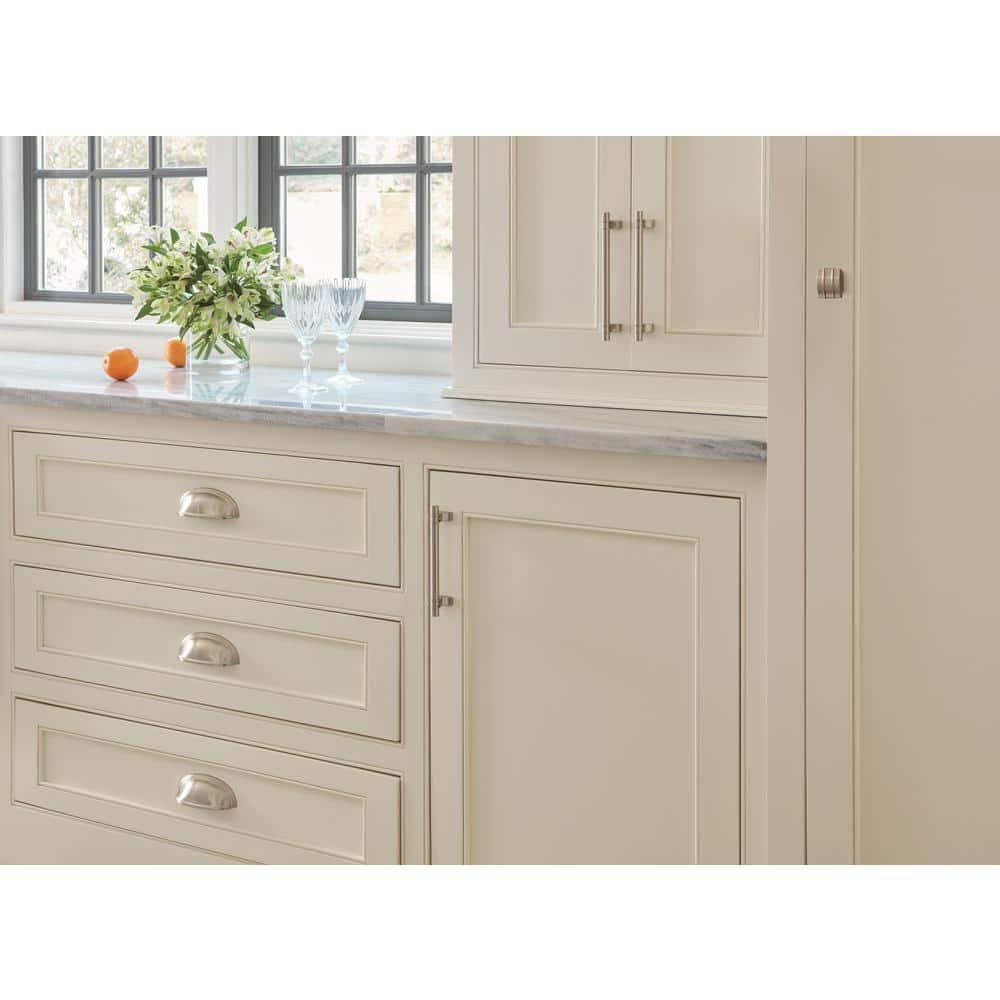 Davenport 1 3/16" Length Square Knob