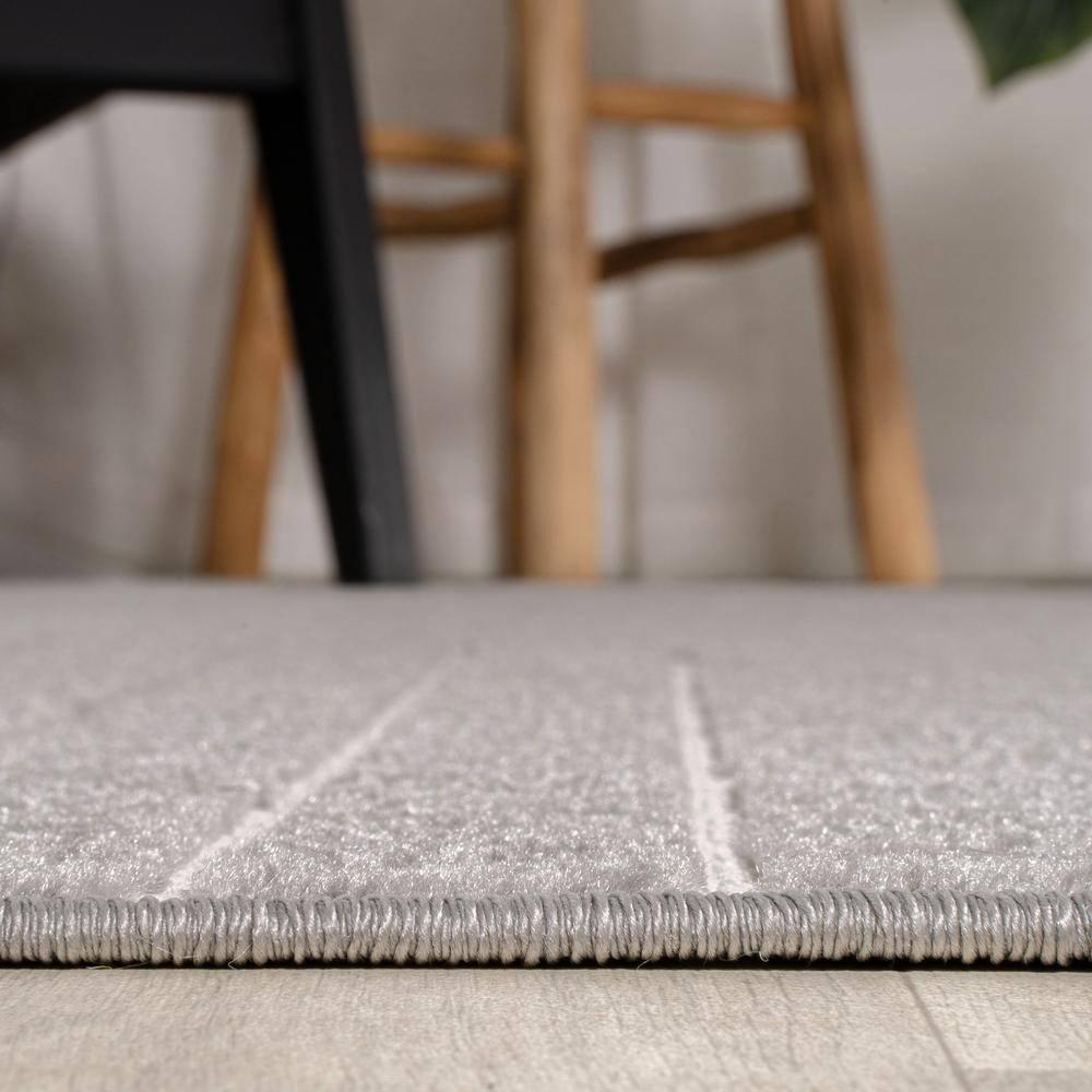 JONATHAN Y Odense High-Low Minimalist Angle Geometric Gray/Ivory 4 ft. x 6 ft. Indoor/Outdoor Area Rug