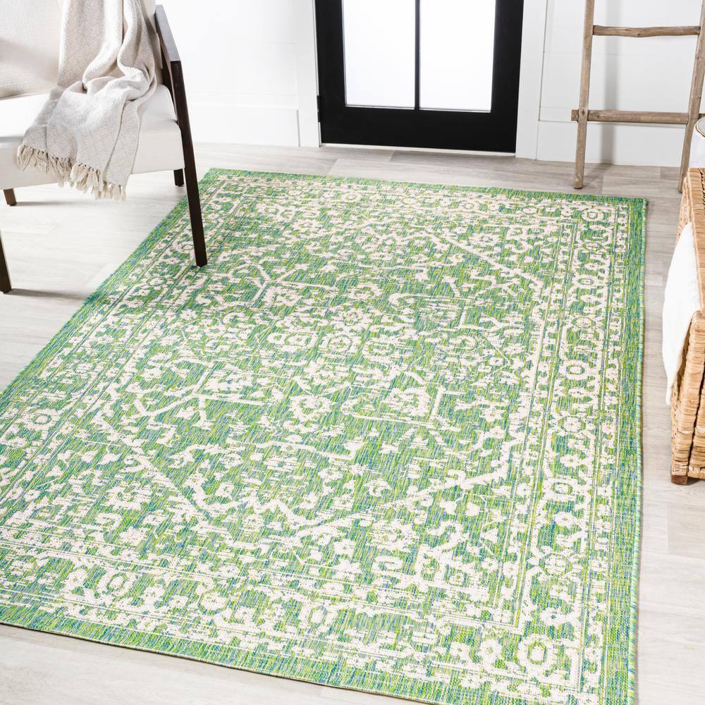 4' x 6' Malta Bohemian Medallion Textured Weave Indoor/Outdoor Area Rug, Cream/Green - JONATHAN Y