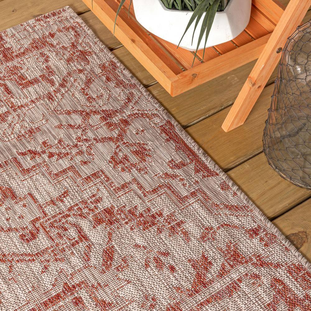8'x10' Estrella Bohemian Medallion Textured Weave Indoor/Outdoor Area Rug, Red/Taupe - JONATHAN Y
