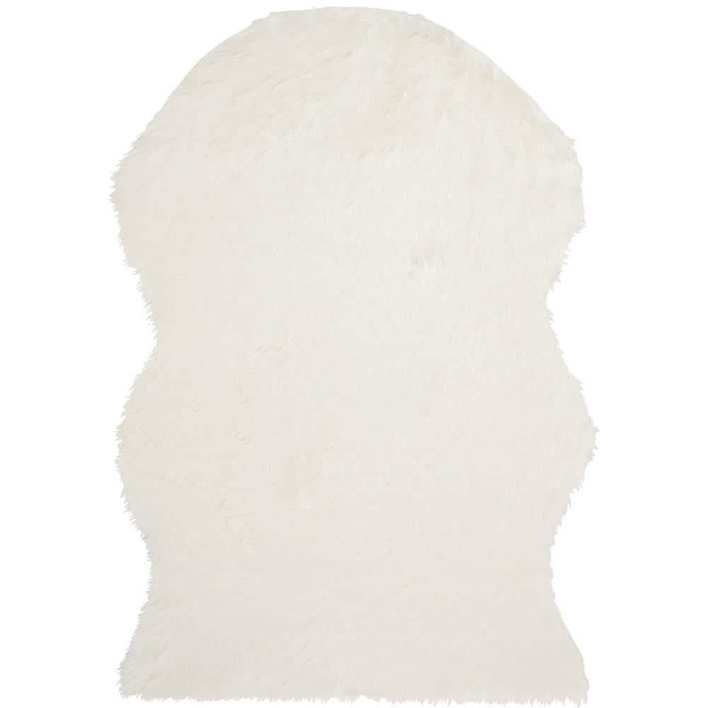 Faux Sheep Skin FSS115 Power Loomed Indoor Area Rug - Ivory - 5'x7' - Safavieh