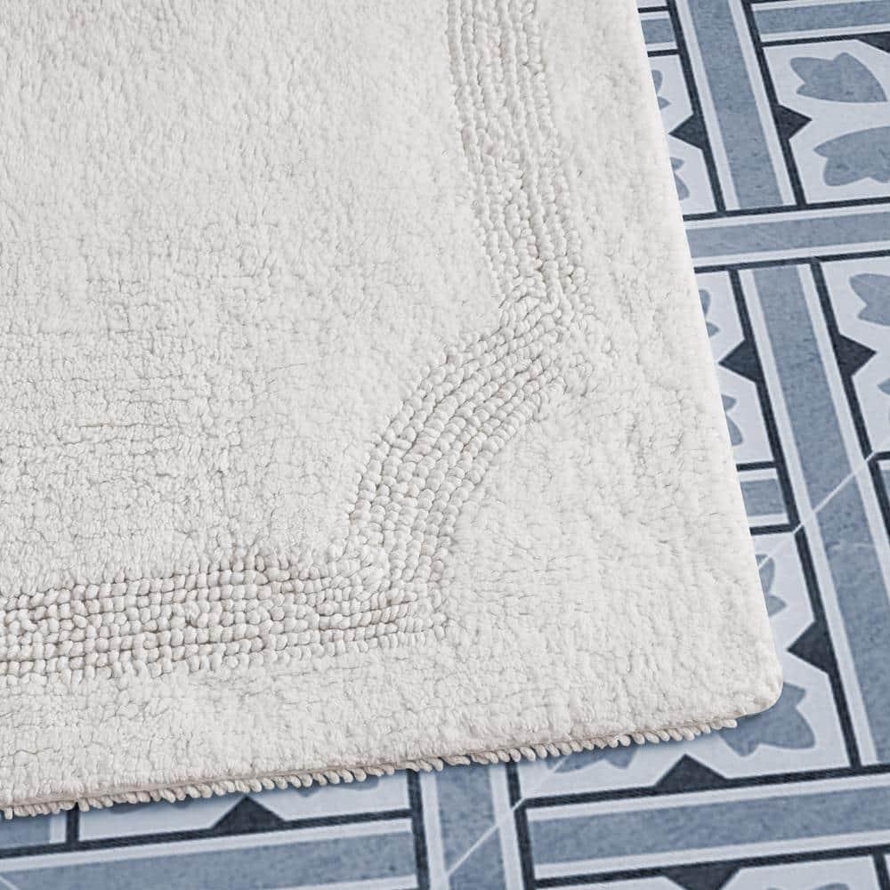 Laura Ashley Laura Ashley Reversible Cotton Bath Rug