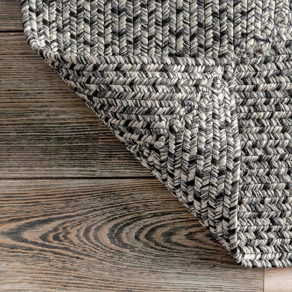 Nuloom Jayda Braided Gradience Indoor/Outdoor Outdoor - Charcoal 5' x 8'