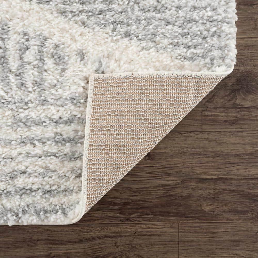 Union Rustic Hrinda Indoor Rug